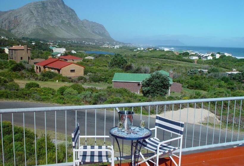 צימר Jack's Seaview Inn