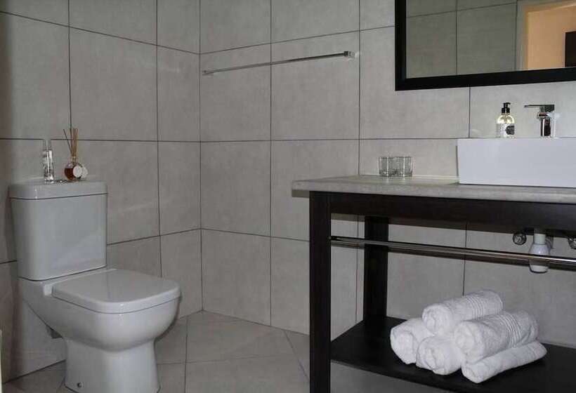 ベッドアンドブレックファースト Just B Guesthouse