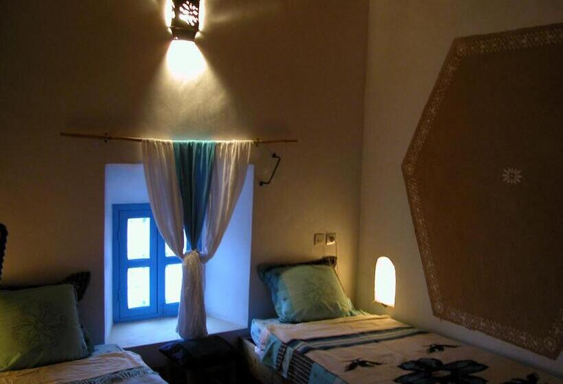 تختخواب و صبحانه Kasbah Iswan