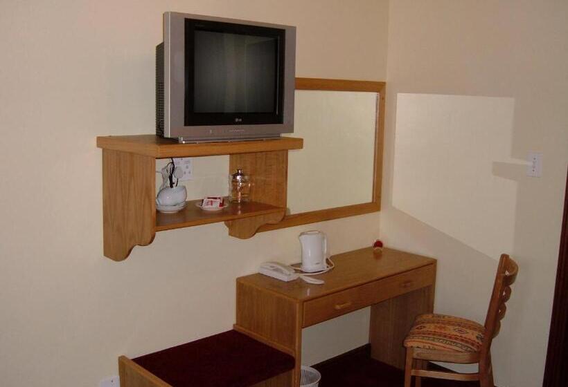 مبيت وإفطار Laings Lodge