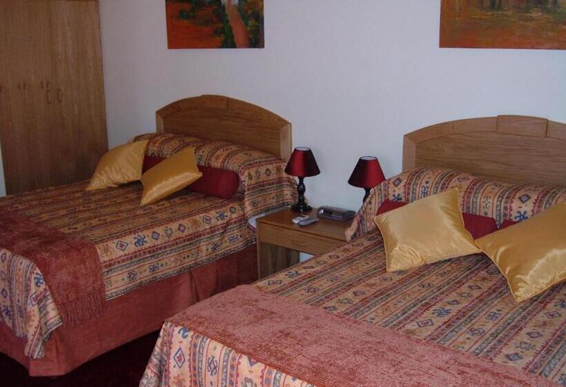 مبيت وإفطار Laings Lodge