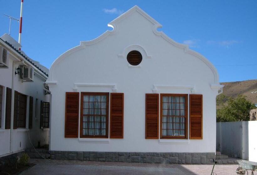 مبيت وإفطار Laings Lodge