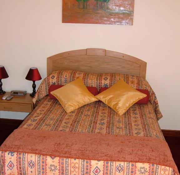 مبيت وإفطار Laings Lodge