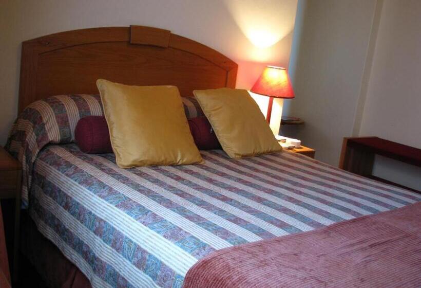 مبيت وإفطار Laings Lodge