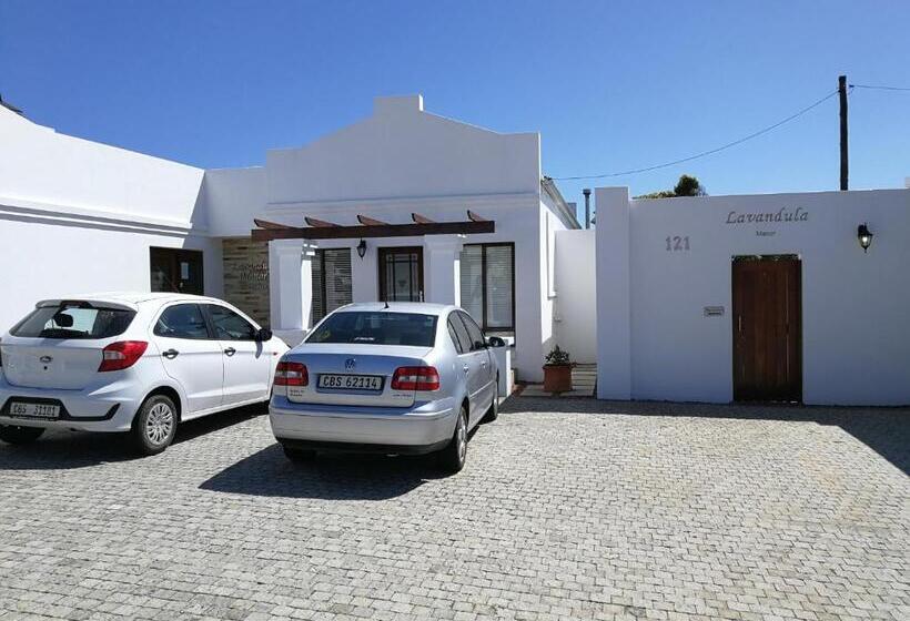 צימר Lavandula Manor Self Catering