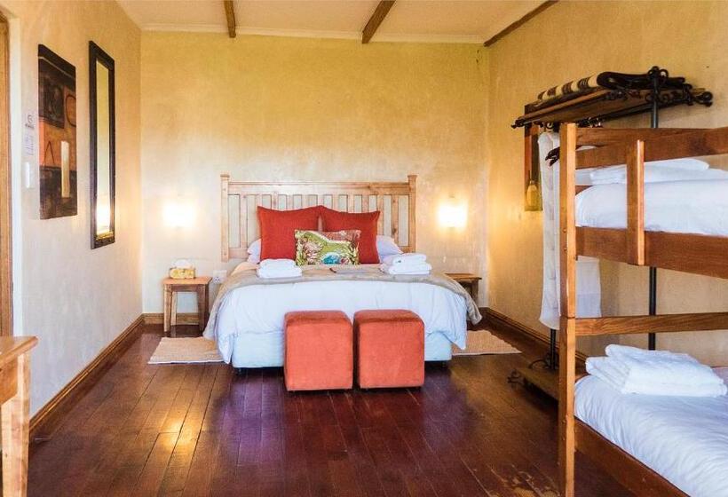 تختخواب و صبحانه Le Petit Karoo Ranch