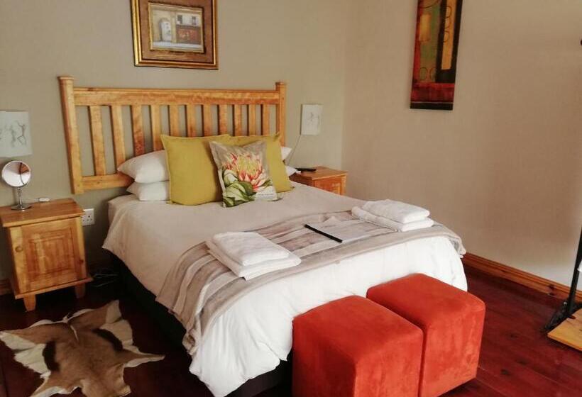 تختخواب و صبحانه Le Petit Karoo Ranch
