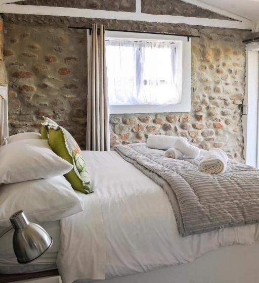 تختخواب و صبحانه Le Petit Karoo Ranch