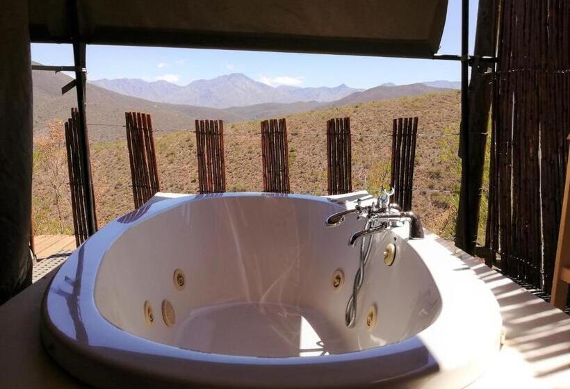 تختخواب و صبحانه Le Petit Karoo Ranch