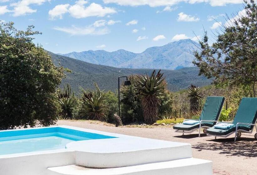 تختخواب و صبحانه Le Petit Karoo Ranch