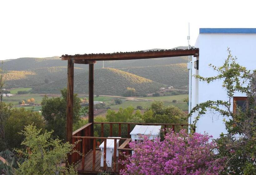 تختخواب و صبحانه Le Petit Karoo Ranch