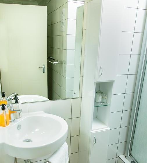 Bed and Breakfast Raw Karoo Guest House