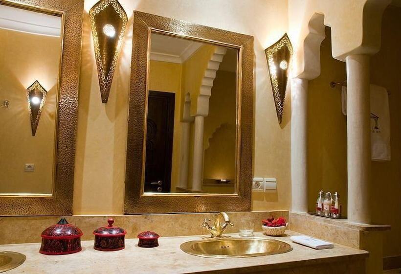 تختخواب و صبحانه Le Temple Des Arts