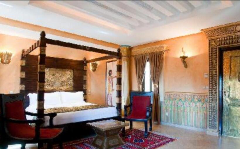 تختخواب و صبحانه Le Temple Des Arts