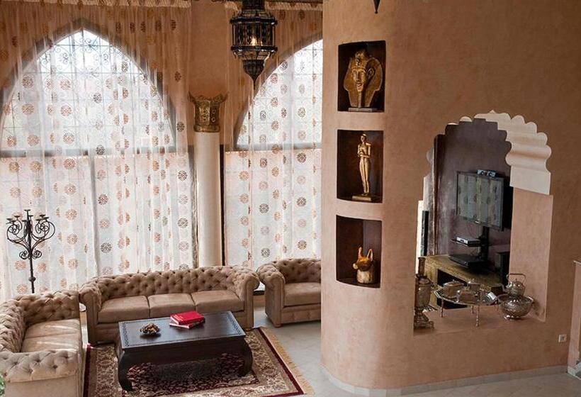 تختخواب و صبحانه Le Temple Des Arts