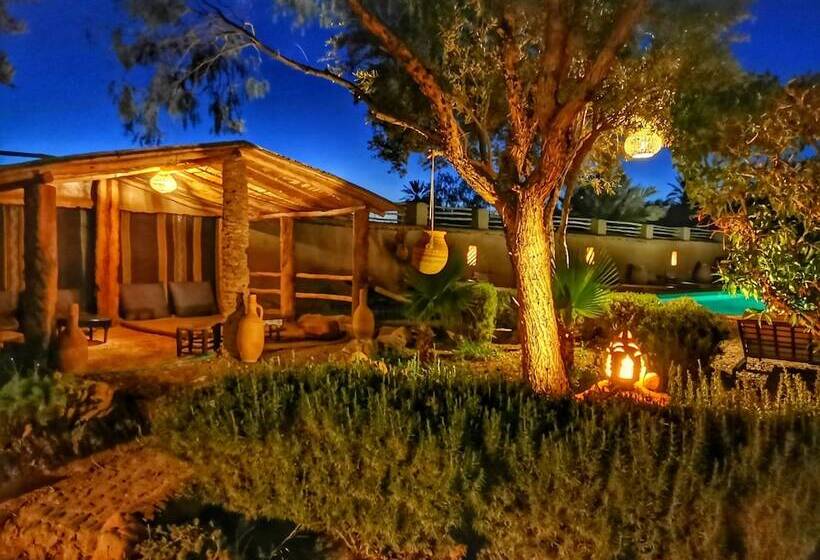 تختخواب و صبحانه Les Jardins De Skoura