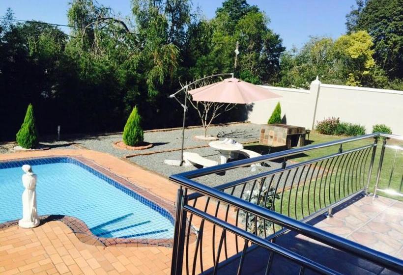 住宿加早餐  Logos Guest House