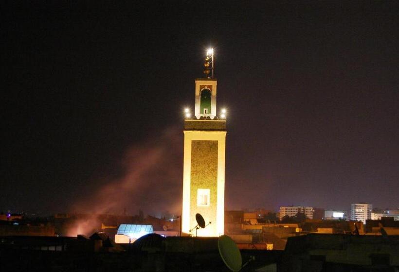 تختخواب و صبحانه Riad Benchekroun