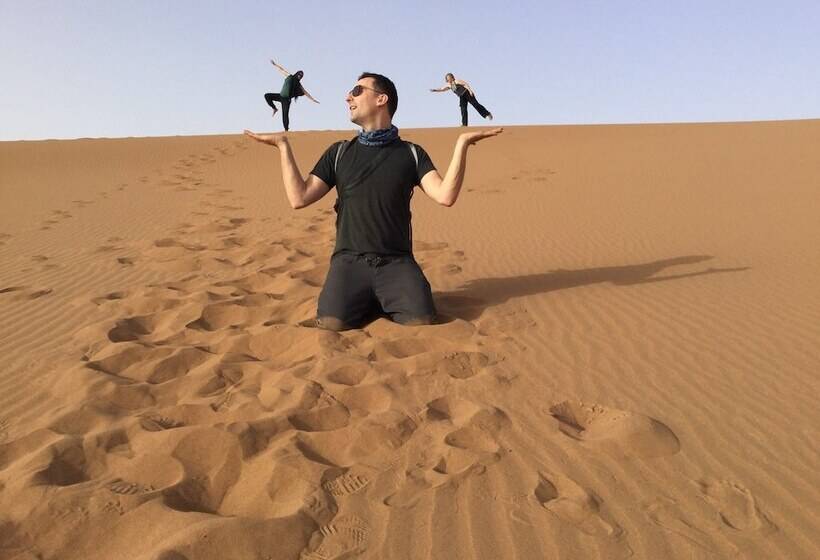 تختخواب و صبحانه Riad De Reve