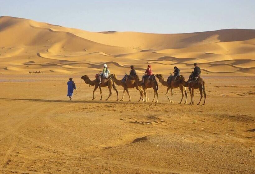 تختخواب و صبحانه Riad De Reve