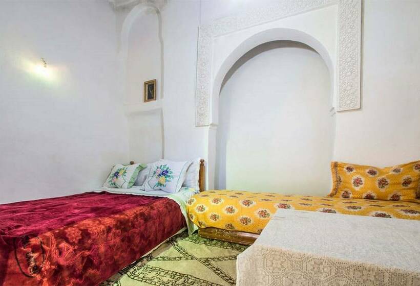 تختخواب و صبحانه Riad Family Samnoun