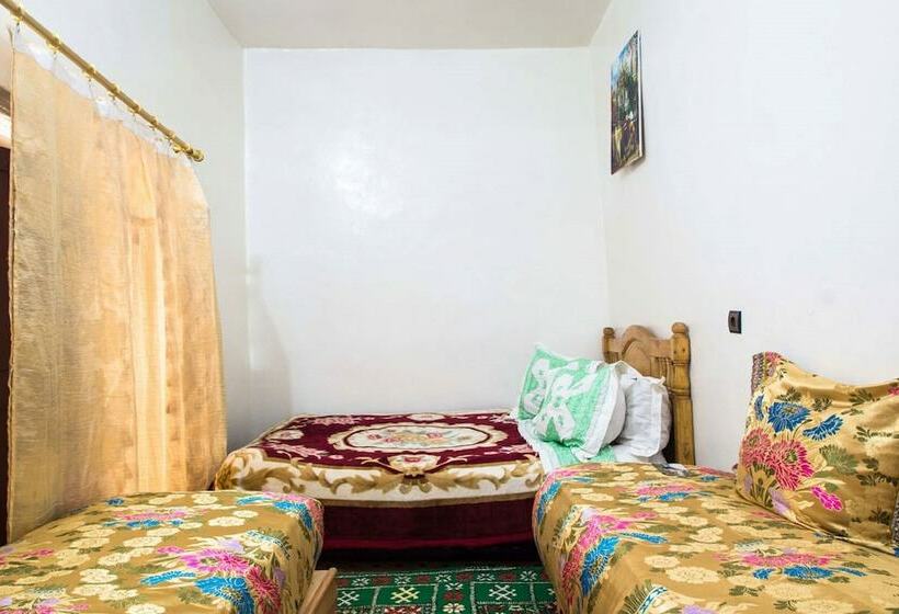 تختخواب و صبحانه Riad Family Samnoun