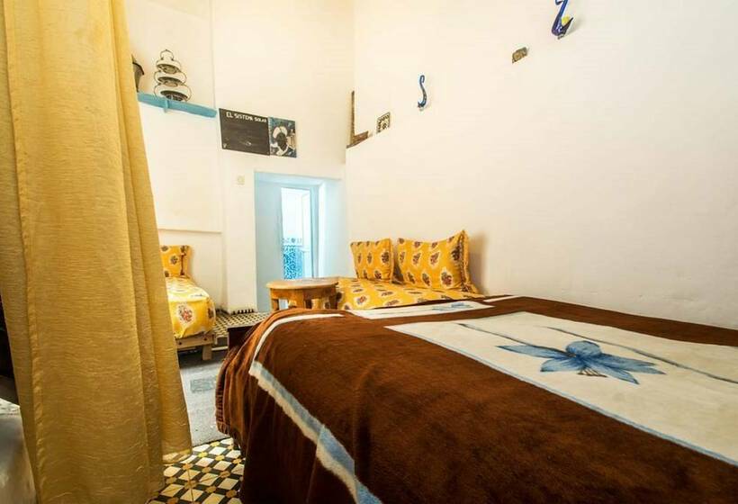 تختخواب و صبحانه Riad Family Samnoun