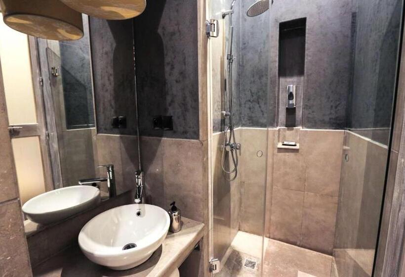 تختخواب و صبحانه Riad Raoud Rayhane