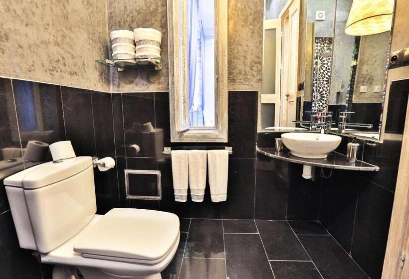 تختخواب و صبحانه Riad Raoud Rayhane