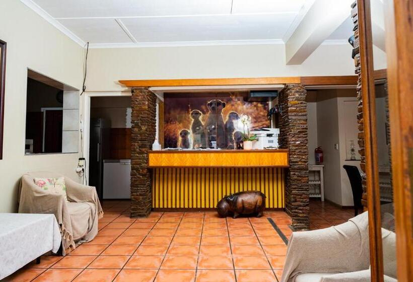 住宿加早餐  Riverbank Lodge