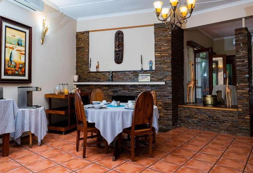 住宿加早餐  Riverbank Lodge