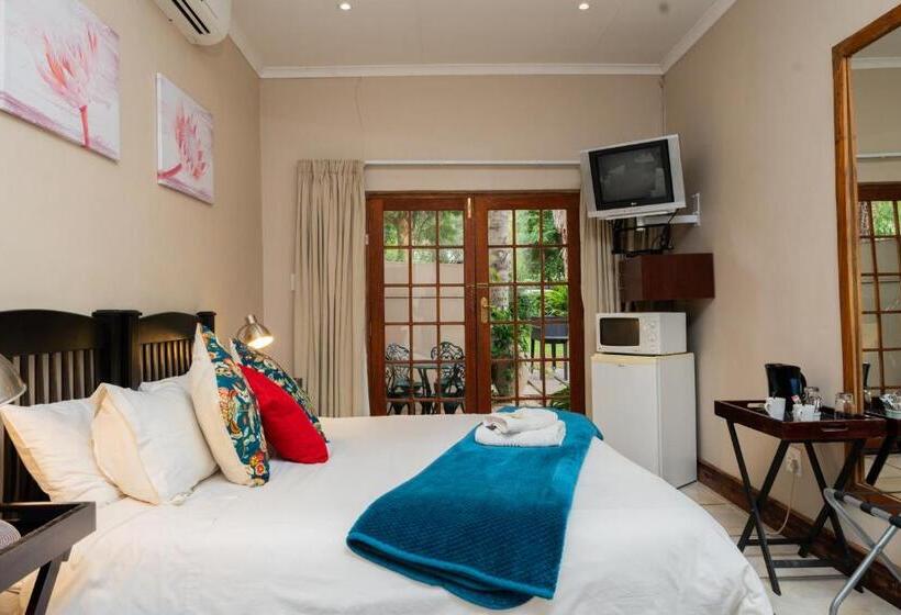 住宿加早餐  Riverbank Lodge