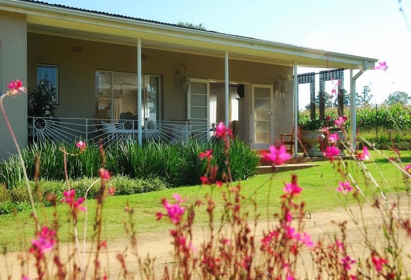 مبيت وإفطار Sneezewood Farm Bed&breakfast And Self Catering Cottage