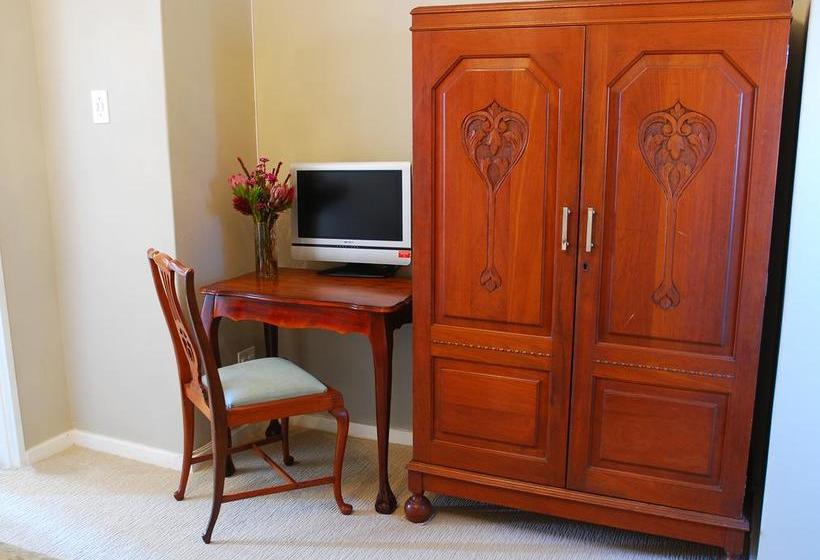 مبيت وإفطار Sneezewood Farm Bed&breakfast And Self Catering Cottage