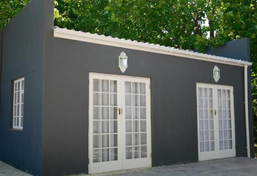 مبيت وإفطار The Garden Shed Guest House