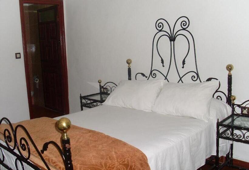 تختخواب و صبحانه The Medina Hostel