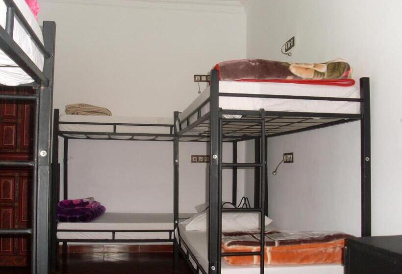 تختخواب و صبحانه The Medina Hostel