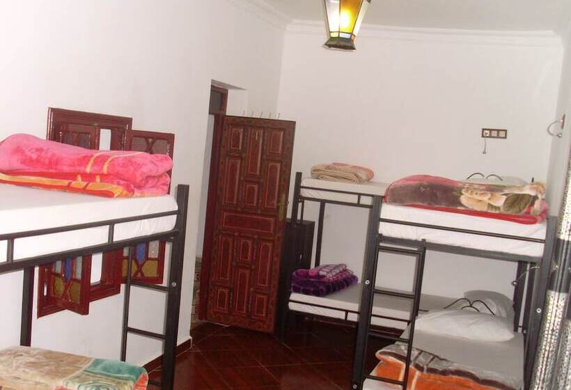 تختخواب و صبحانه The Medina Hostel