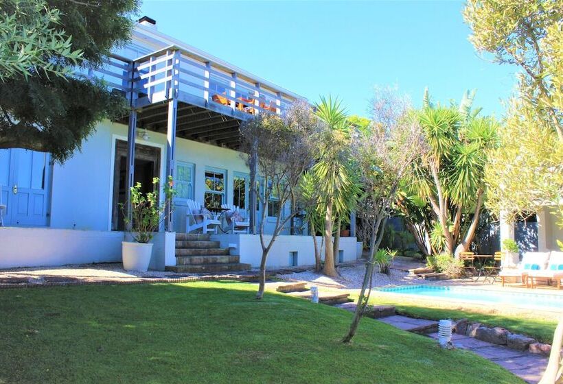 ベッドアンドブレックファースト Villa Blu Guesthouse