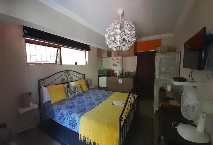 مبيت وإفطار Villa Helderberg