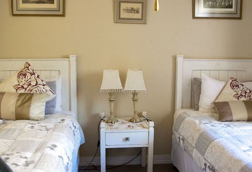 مبيت وإفطار Villa Tarentaal