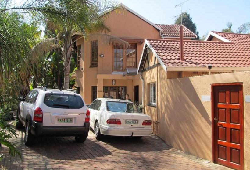 Bed & Breakfast Wharawhara Guesthouse