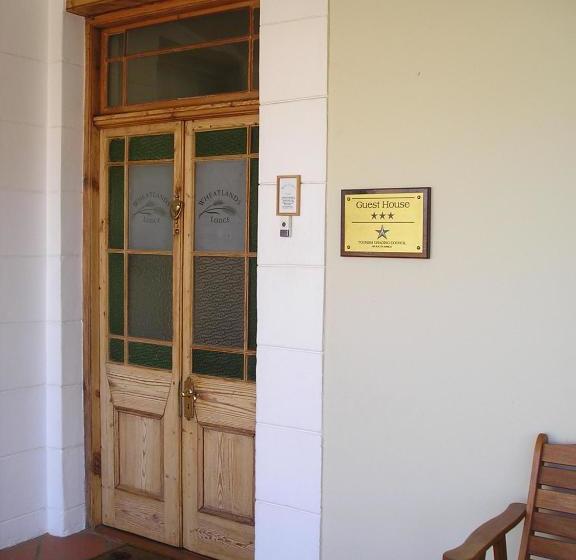 צימר Wheatlands Lodge