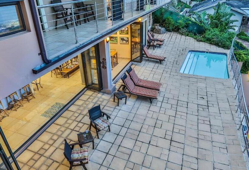 مبيت وإفطار Zimbali View Eco Guesthouse