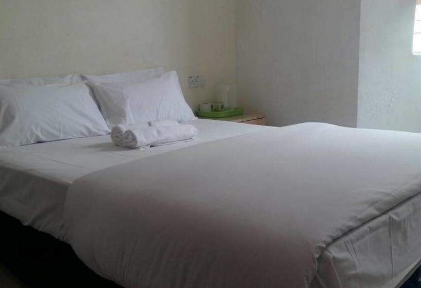 Отель Fresh Bercham