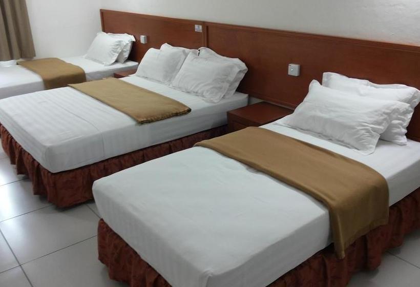 בית מלון כפרי Aristo  81