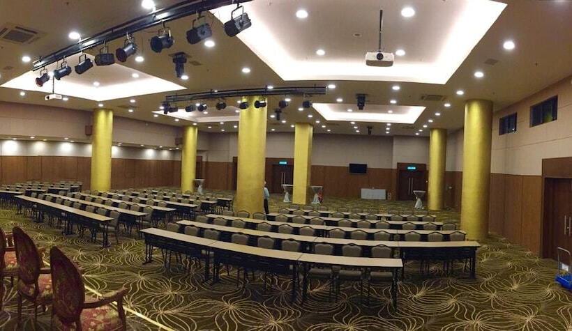 호텔 Acappella Suite