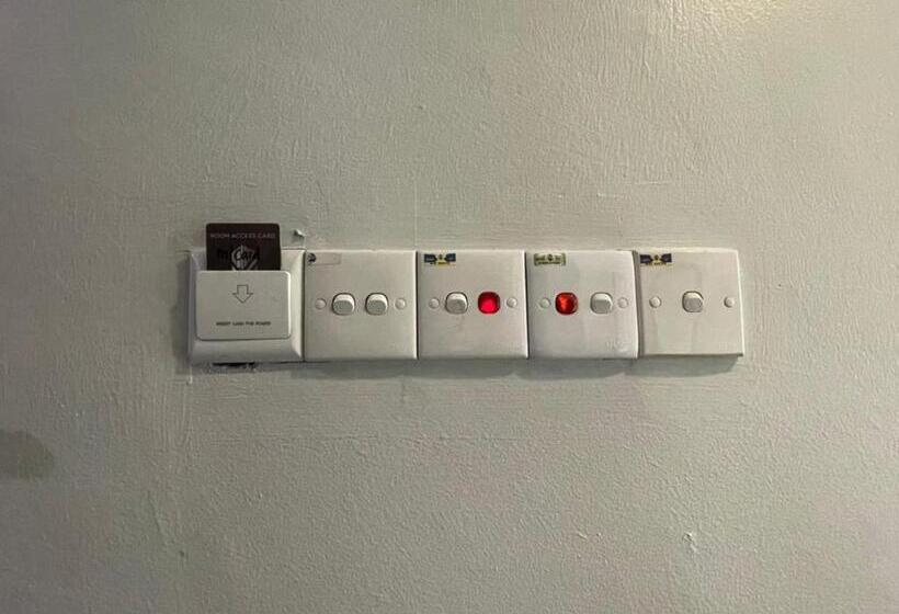 Chariton Hotel Butterworth