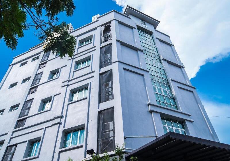 Chariton Hotel Butterworth