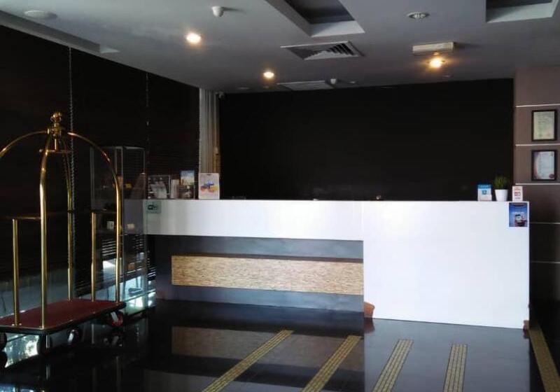 Chariton Hotel Butterworth